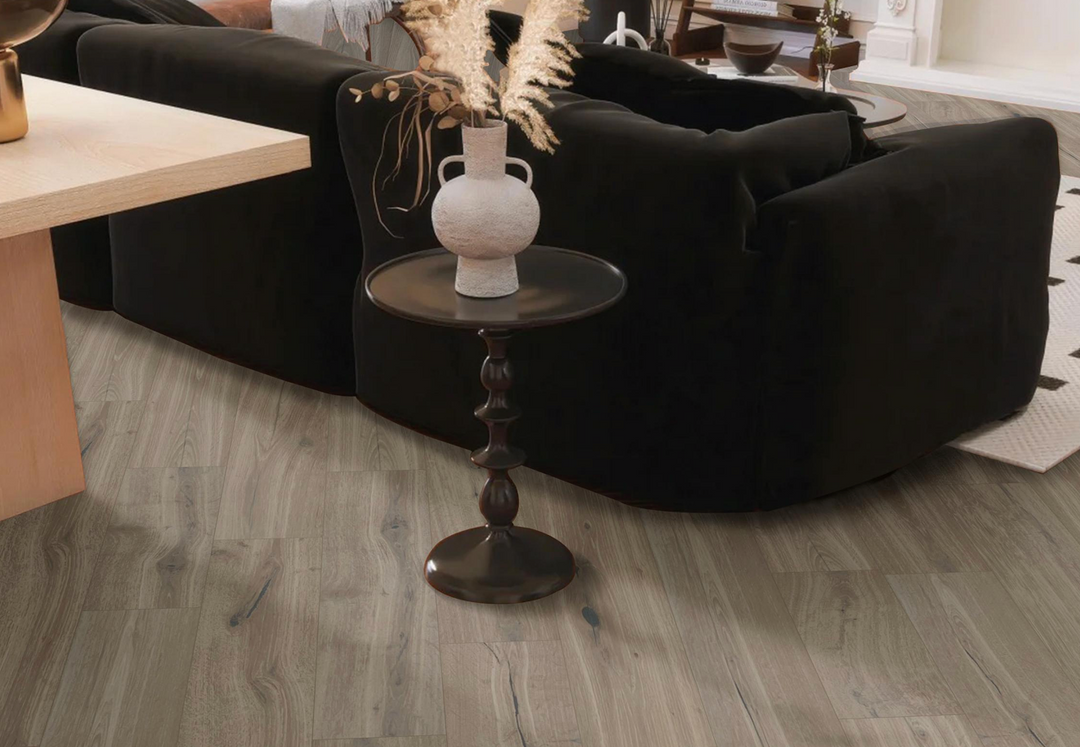 7.5" Siesta Rustic European Oak Character